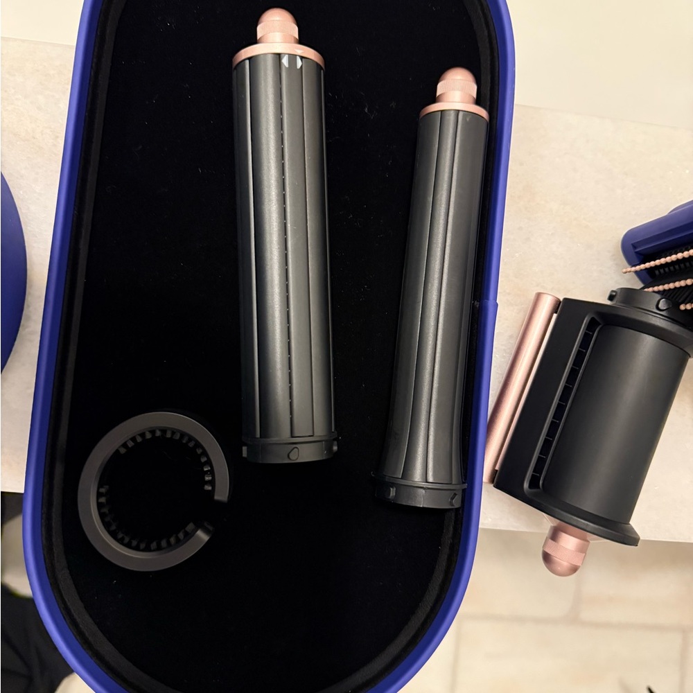 Dyson Hair Styling Kit in Blue and Black - Picture 8 of 11